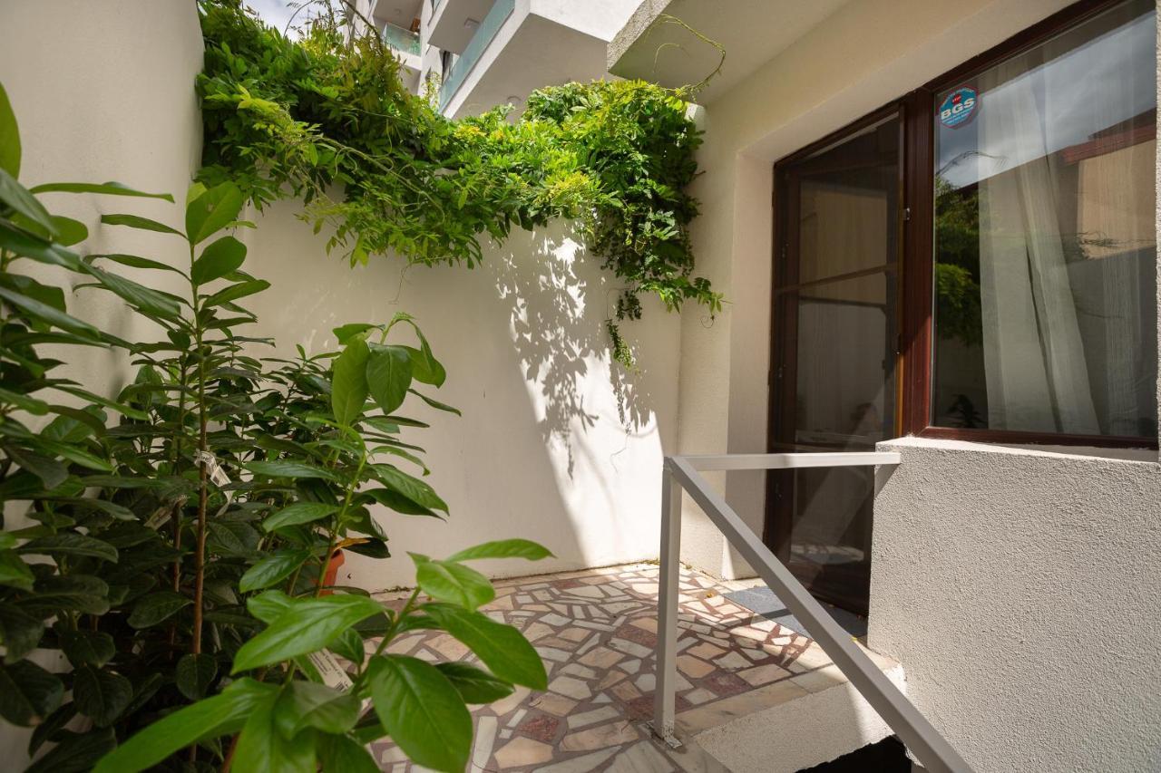 Lagom Hotel Bukarest Exterior foto